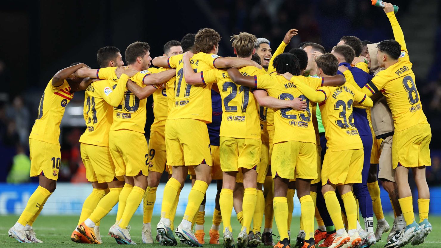 使他在进攻 使他在进攻