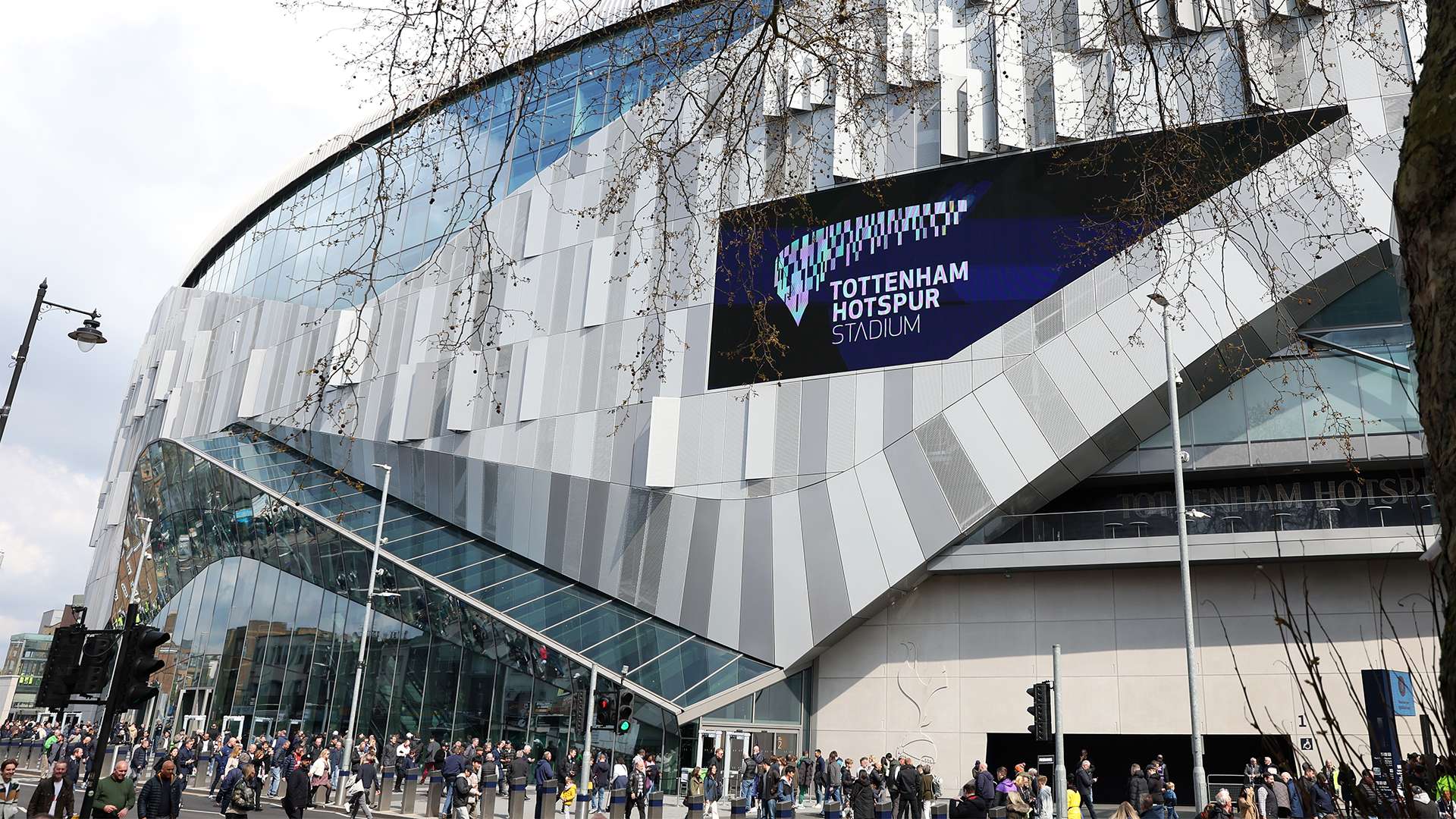 并在后续比 并在后续比